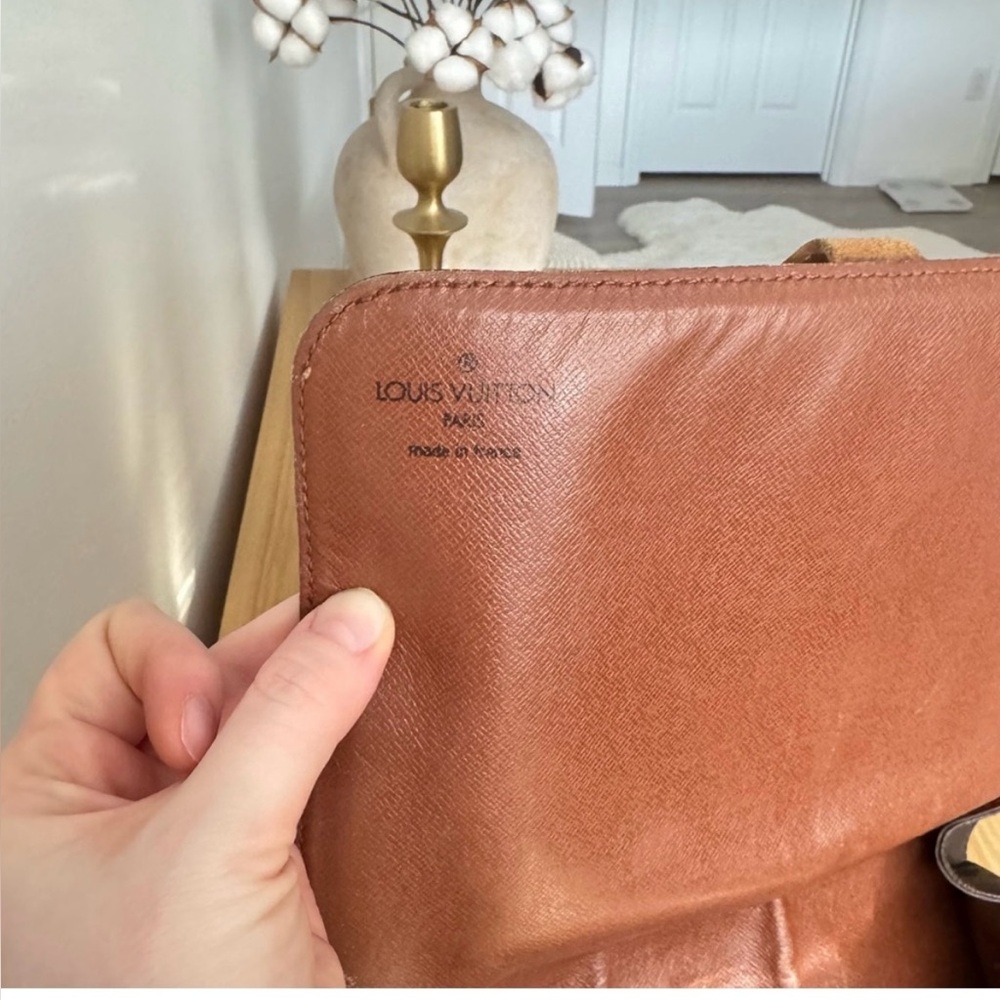 Louis Vuitton Satchel Crossbody - Picture 10 of 15